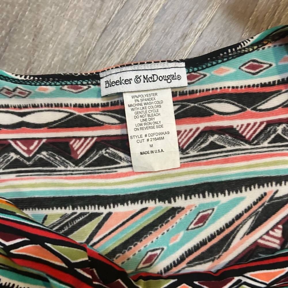 Multicolor Geometric Pattern Women's Top size medium - Picture 2 of 6